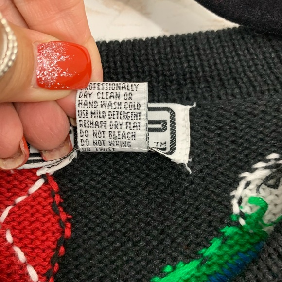 Vintage Chunky Dog Novelty Print Cardigan Sweater - Picture 8 of 8